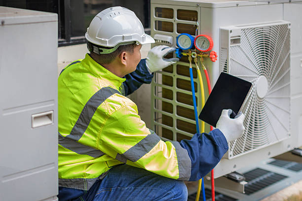 Professional Emergency Hvac Repair technician working in Pottstown, PA
